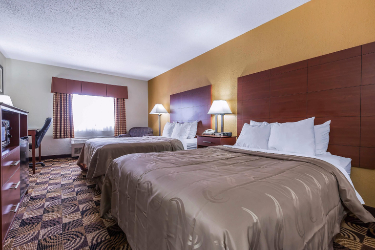 Bedroom 3, Quality Inn Sycamore - DeKalb, De Kalb