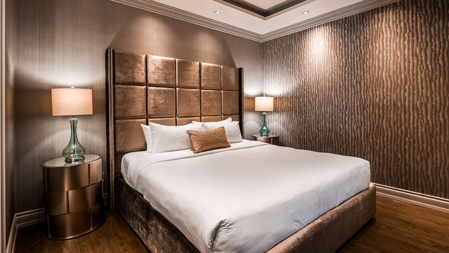 Bedroom 3, Georgian Court Hotel, Greater Vancouver