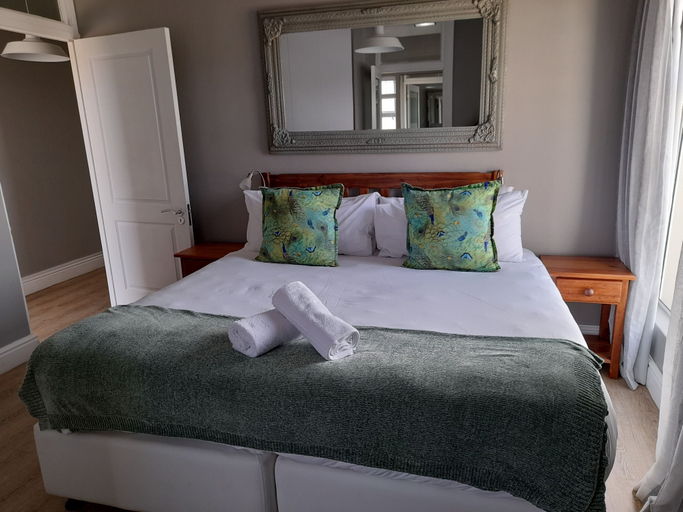 Bedroom 5, Diaz Hotel & Resort, Eden