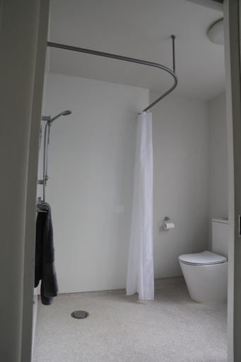Bathroom 3, Sierra Beachfront Motel, Kaikoura