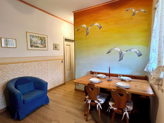 Dining room 3, Relax in our Charming Patio in Lignano, Udine