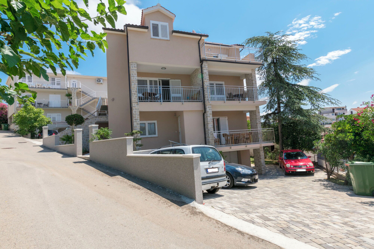 Exterior & Views, Apartments Sanja, Primošten