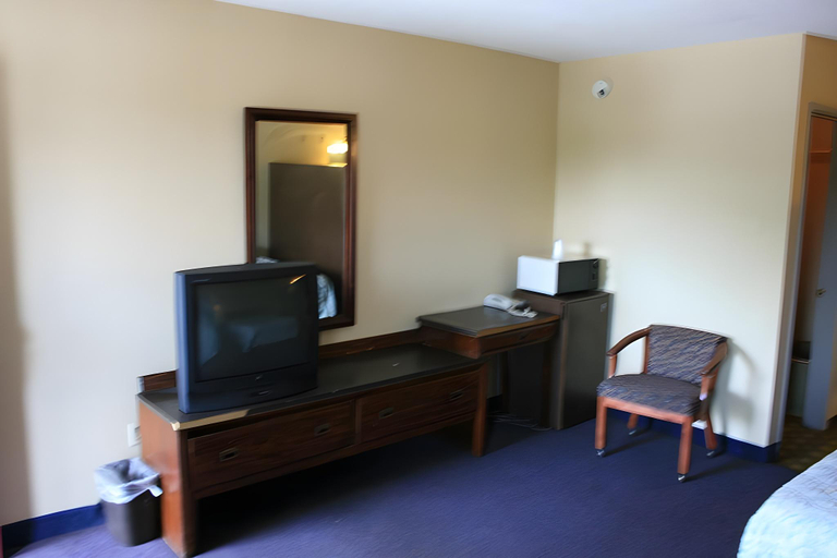 Others 4, Portland Value Inn and Suites, Multnomah