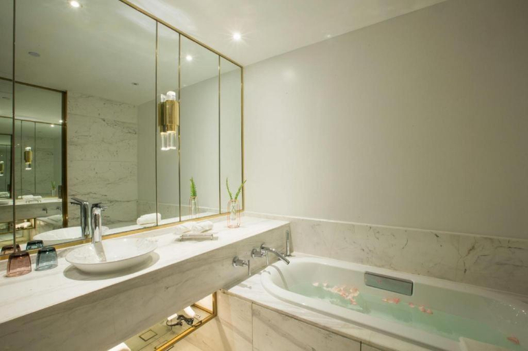 Bathroom 3, Juntels Binjiang hotel, Hangzhou
