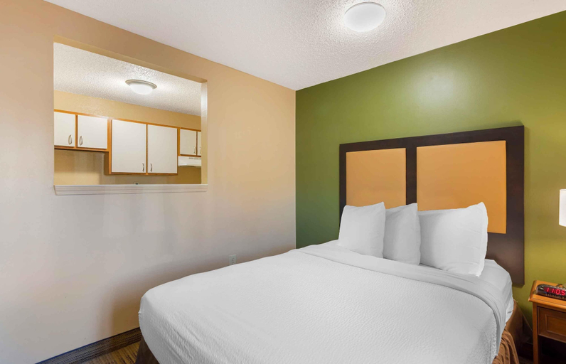 Bedroom 3, Extended Stay America Select Suites Richmond Innsbrook, Henrico