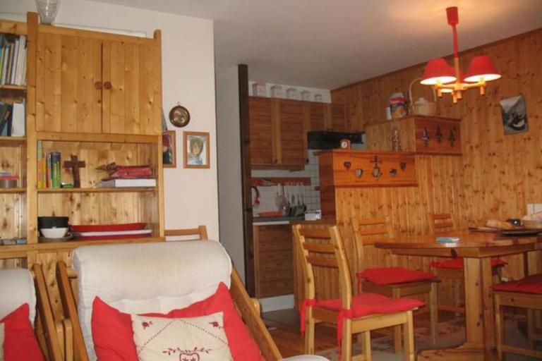 Others 4, Comfortable and Authentic Appt, Hautes-Alpes