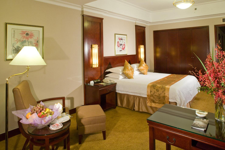 Bedroom 3, Oriental Riverside Hotel Shanghai, Shanghai