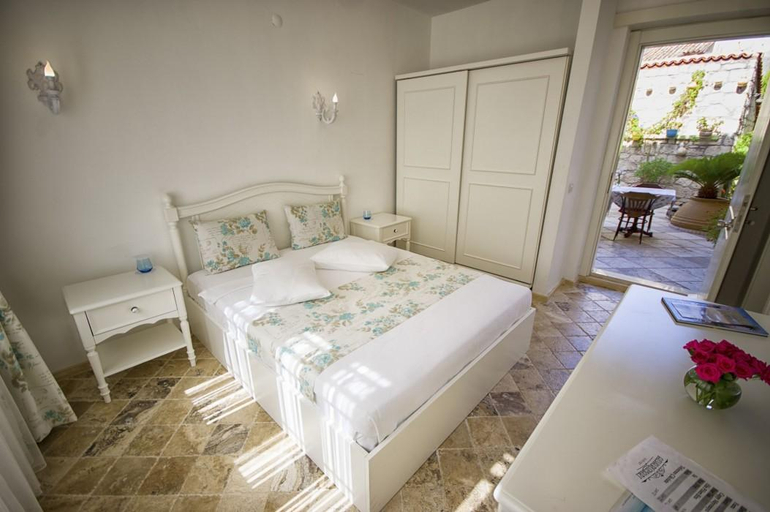 Bedroom 2, Alya Ruzgari Otel, Çeşme