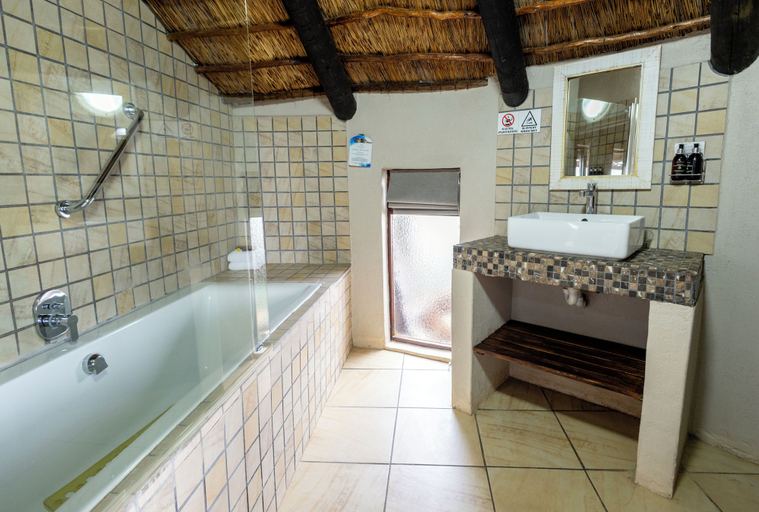 Bathroom 5, Kagga Kamma Eco Lodge & Spa, Cape Winelands
