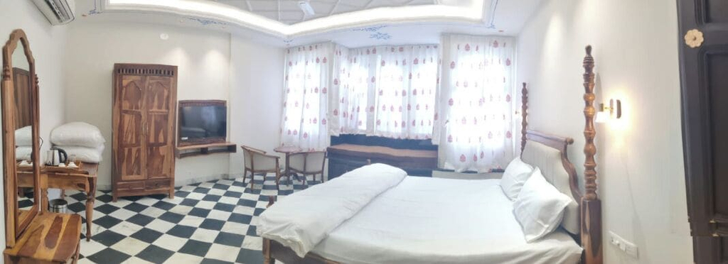 Room 4, Krishna Villa, Udaipur