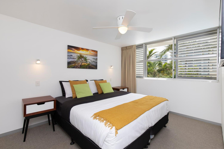 Bedroom 2, Sundeck Gardens Apartments, Maroochy - Maroochydore