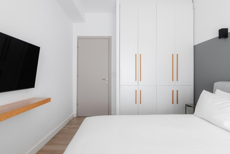 Bedroom 2, Oddity Seafront - Lively Area, Steps from the Sea, Central Macedonia