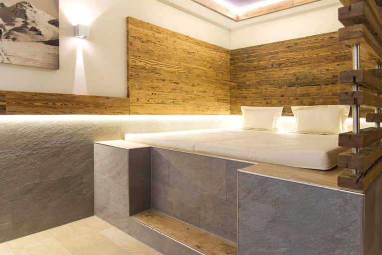 Bathroom 4, Hotel Alpenhof, Lienz