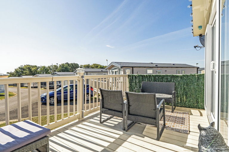 Terrace/patio 2, Cayton Bay Holiday Park Private Caravan Kestrel40, North Yorkshire