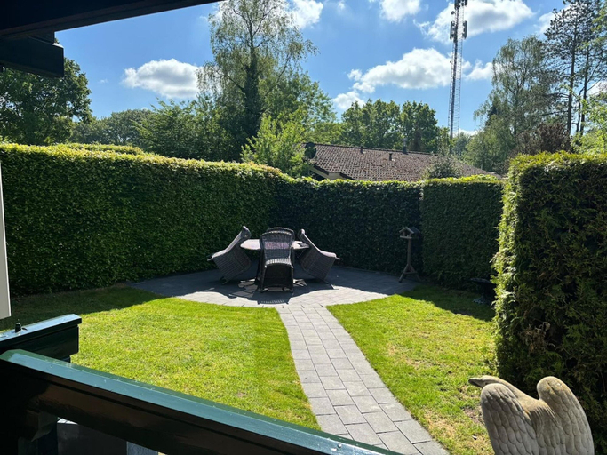 Garden 3, Bungalow met Omheinde Tuin op de Veluwe, Nunspeet