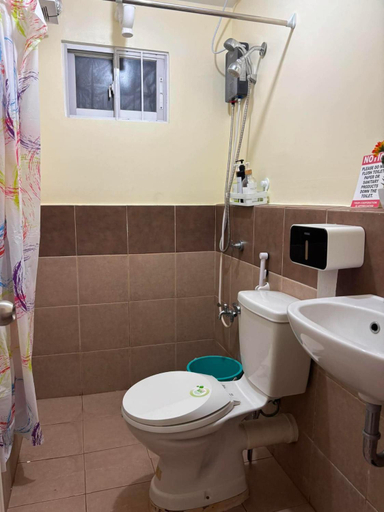 Bathroom, Arezzo Place, Davao City