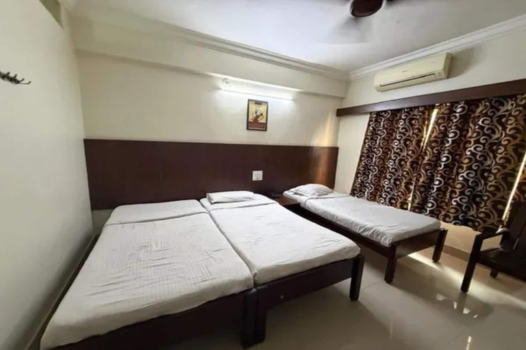 Room 4, Fabhotel Bhavani Inn Luxury Rooms, Hyderabad