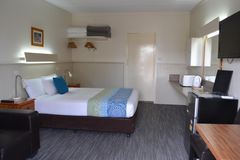 Bedroom 5, Gatton Motel, Gatton
