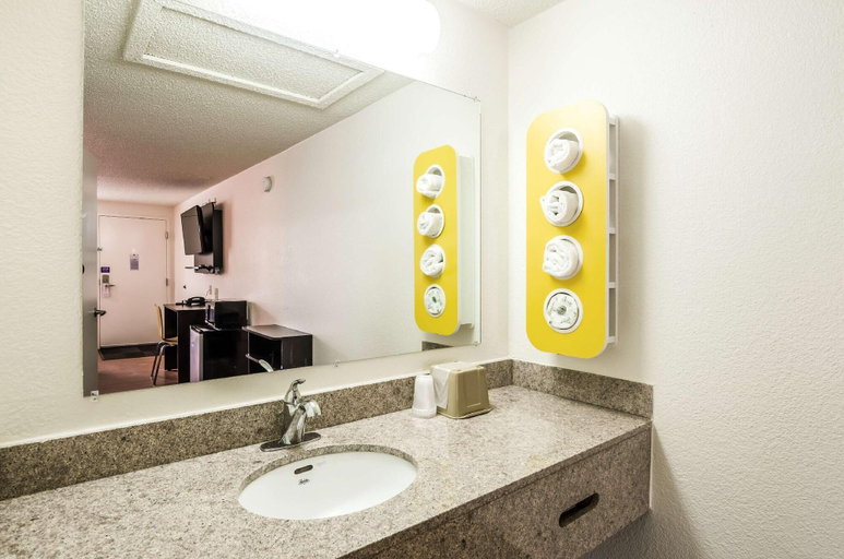 Bathroom 4, Studio 6 Burleson, TX GA, Fort Worth