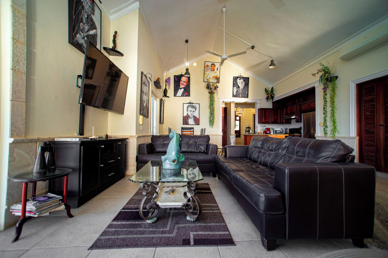 Living area 5, Stylish 3BR Penthouse Ocean Views, Sosúa Center, Sosua