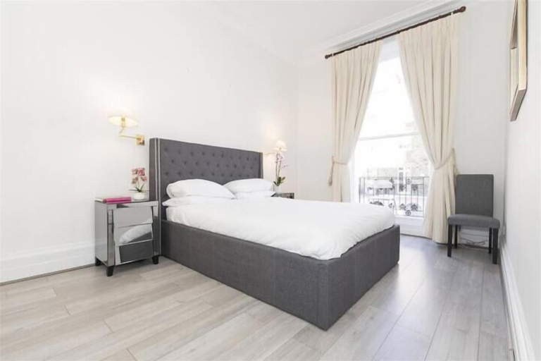 Bedroom 2, Belgravia Residences, London