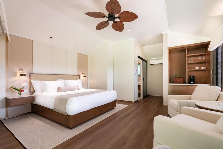 Room 3, NALA Resort, Johnstone