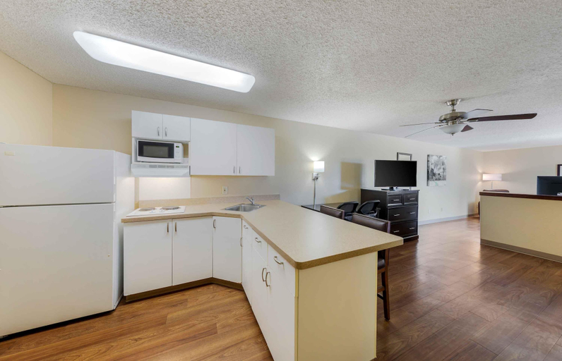 Others 5, Extended Stay America Suites Los Angeles Arcadia, Los Angeles