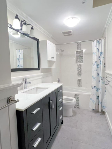 Bathroom 3, Boutique Garden Stay in Downtown Vancouver, Greater Vancouver