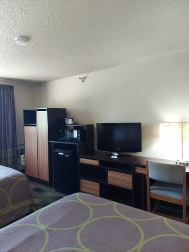 Bedroom 2, Super 8 by Wyndham Dunbar/Charleston Area, Kanawha