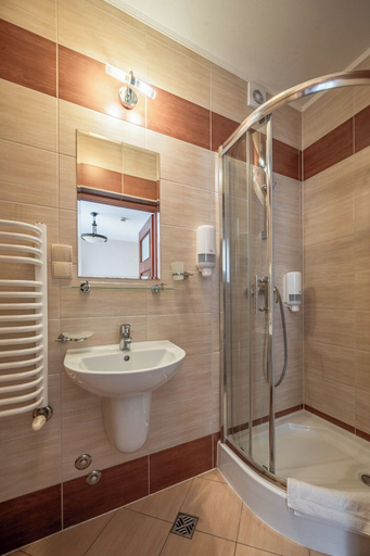Bathroom 5, Helan Family & SPA, Tatra
