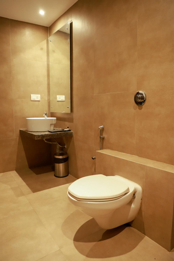 Bathroom 5, Comfort Hotel, Dibrugarh