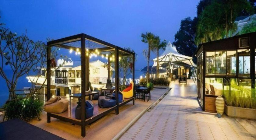 Exterior & Views 1, The Loft Seaside Sriracha Hotel, Si Racha