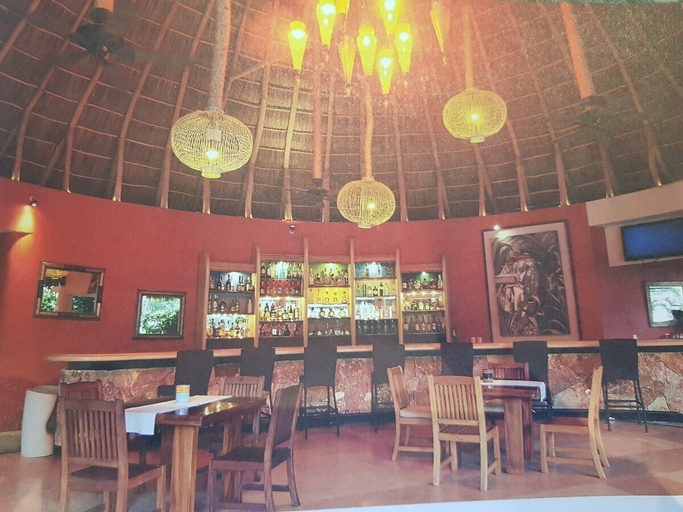 Food & Drinks 4, Alamar Vallarta, Compostela