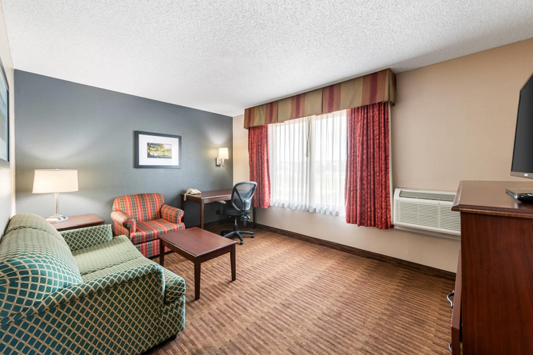 Others 5, Quality Inn & Suites Lawrence - University Area, Douglas