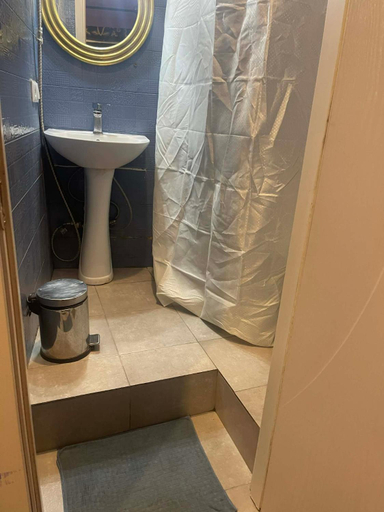 Bathroom, Georgia On My Mind, Tbilisi