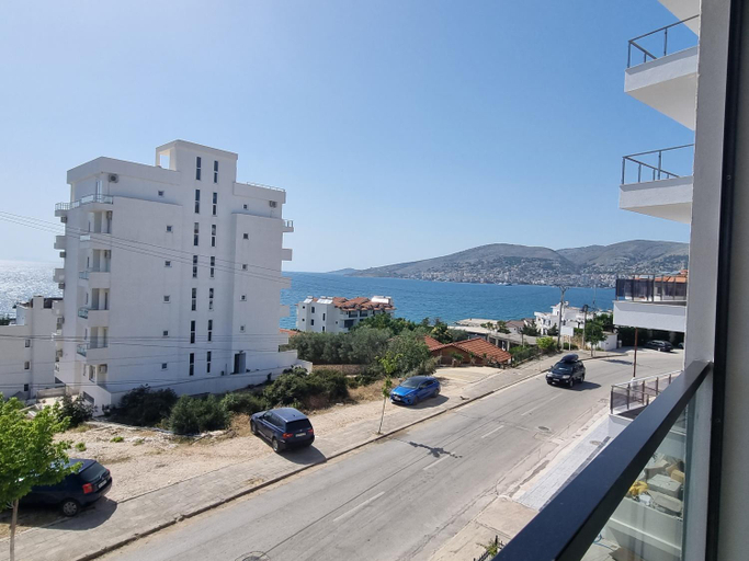 2, Sea View Apartment, Sarandës