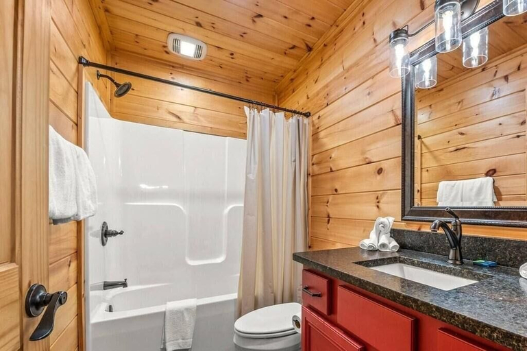Bathroom 2, Z - Walden's Creek Lodge, Sevier