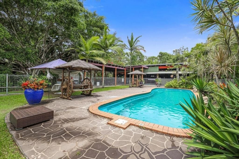 Pool 5, 1770 Southern Cross Travellers Retreat, Miriam Vale