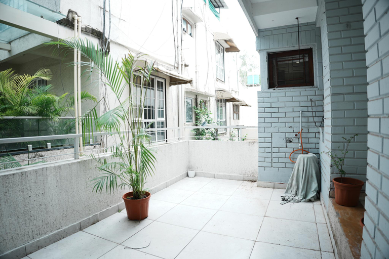 Balcony/terrace 4, A mango tree stay, Bhopal