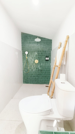 Bathroom 5, Ubud Tropical - Hostel, Gianyar