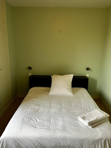 Bedroom 2, Le Clairmont, Orne