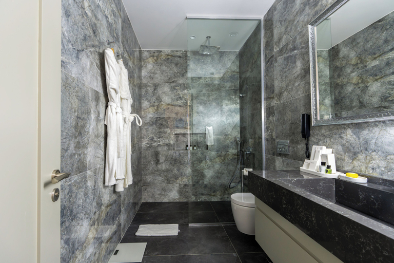 Bathroom 5, Ailla Yalıkavak, Bodrum