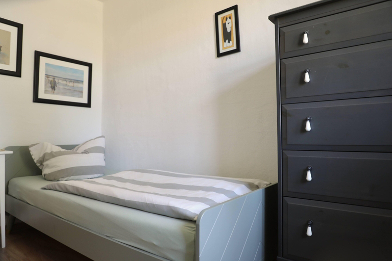 Bedroom 3, Wohnung in Dargun, Mecklenburg mit Schwimmbad, Mecklenburgische Seenplatte