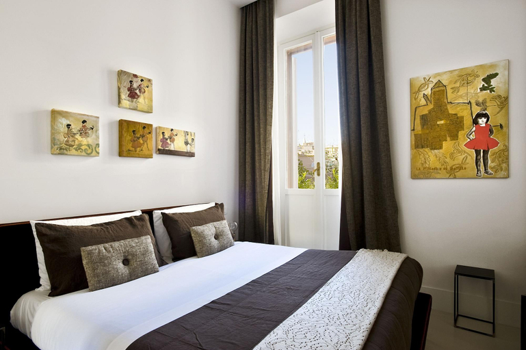 Bedroom 2, Piazza di Spagna 9 Luxury B&B and Art Gallery, Rome