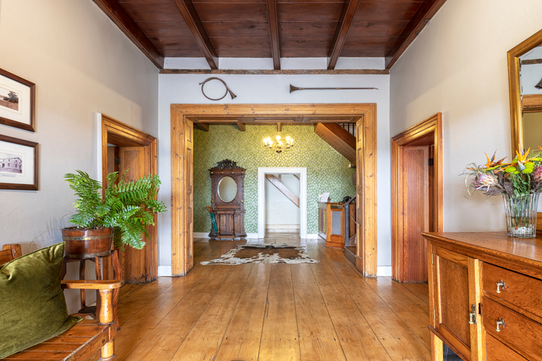 Public Area 4, Belvidere Manor, Eden