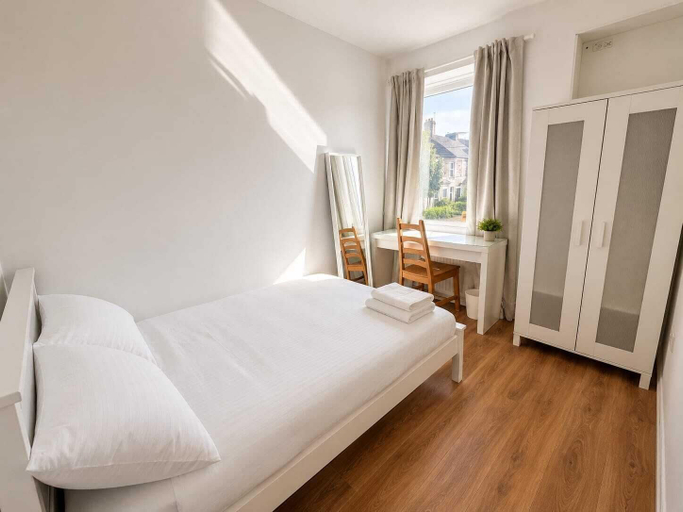 Room 5, Cardiff Inner City Centre Guesthouse, Cardiff