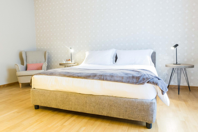Bedroom 4, 200 Rooms & Terrace, Bari