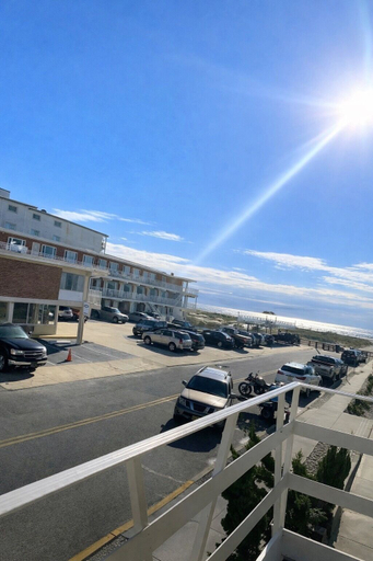 Exterior & Views 2, Beach Colony Motel, Cape May