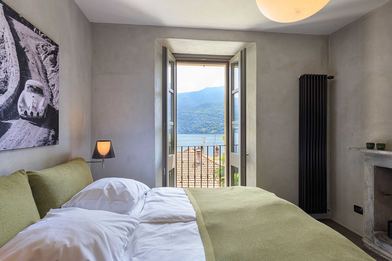 Room 5, Villa With Pool and Panoramic Views of Lake Como, Como