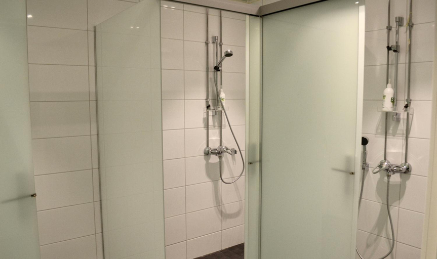Bathroom 4, The yard concept Hostel, Uusimaa